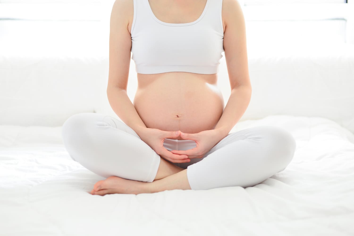 Read more about the article Understanding Back Discomfort During Pregnancy